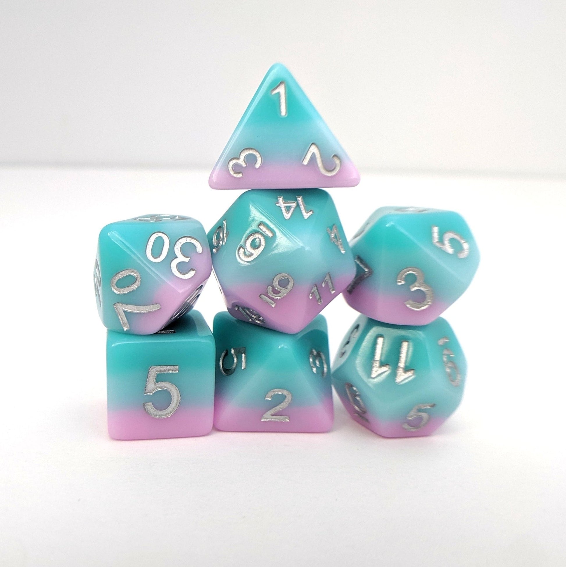 Lover's Whisper Dice Set – Pastel Blue & Lavender Resin with Silver Numbers Dice sets Fennek and Finch