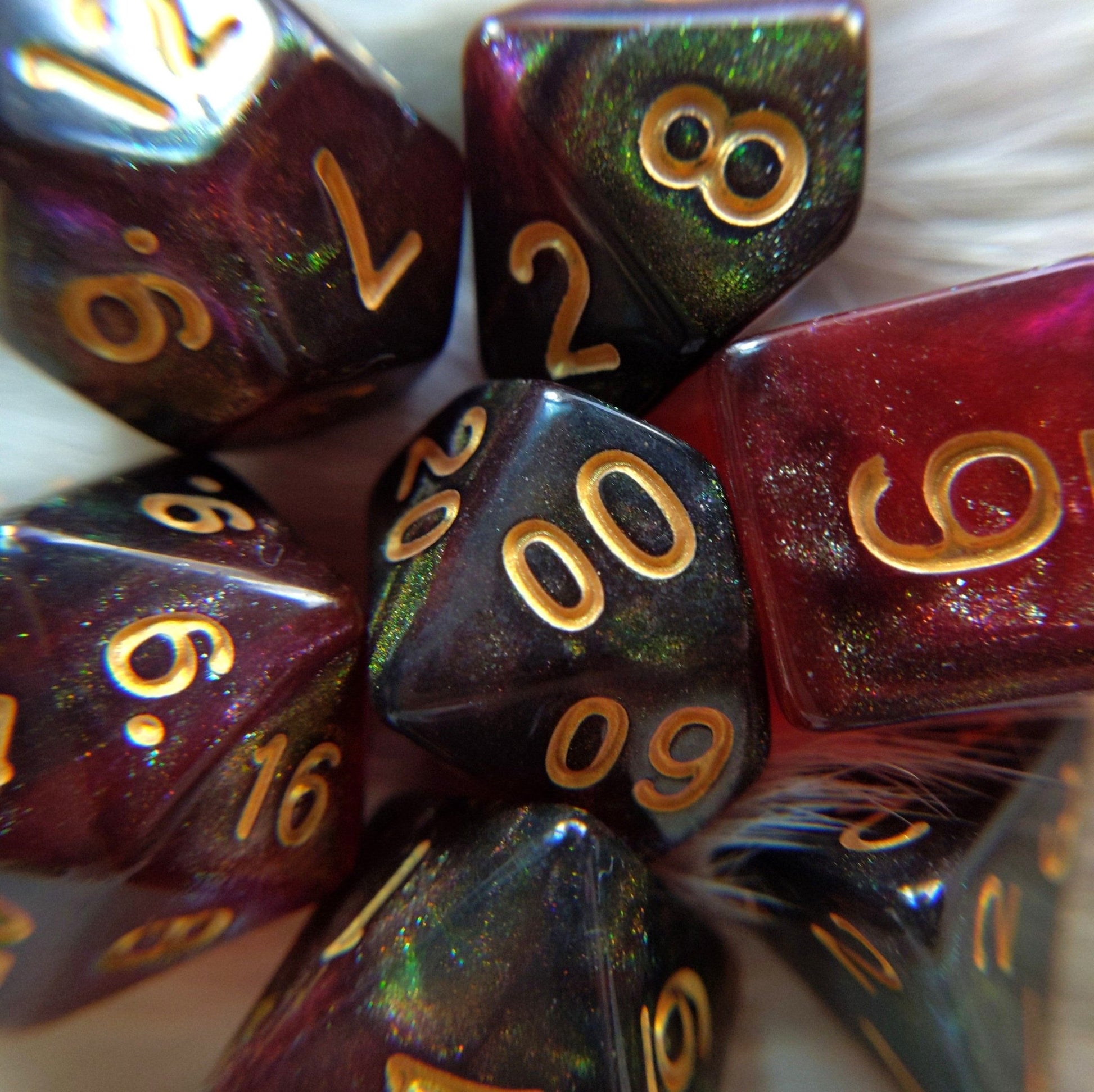 Midnight Rose Galaxy Dice Set – 7-Piece Micro Shimmer Red DnD Dice Dice sets Fennek and Finch