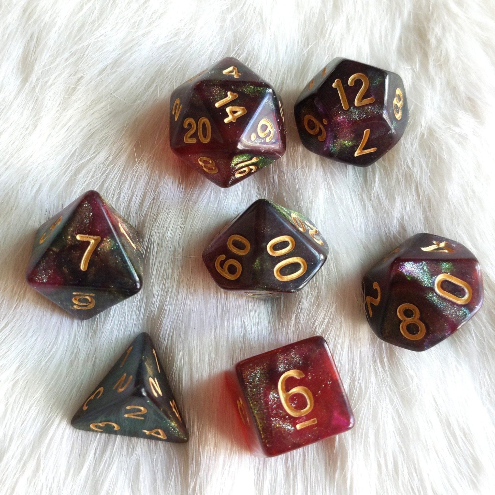 Midnight Rose Galaxy Dice Set – 7-Piece Micro Shimmer Red DnD Dice Dice sets Fennek and Finch