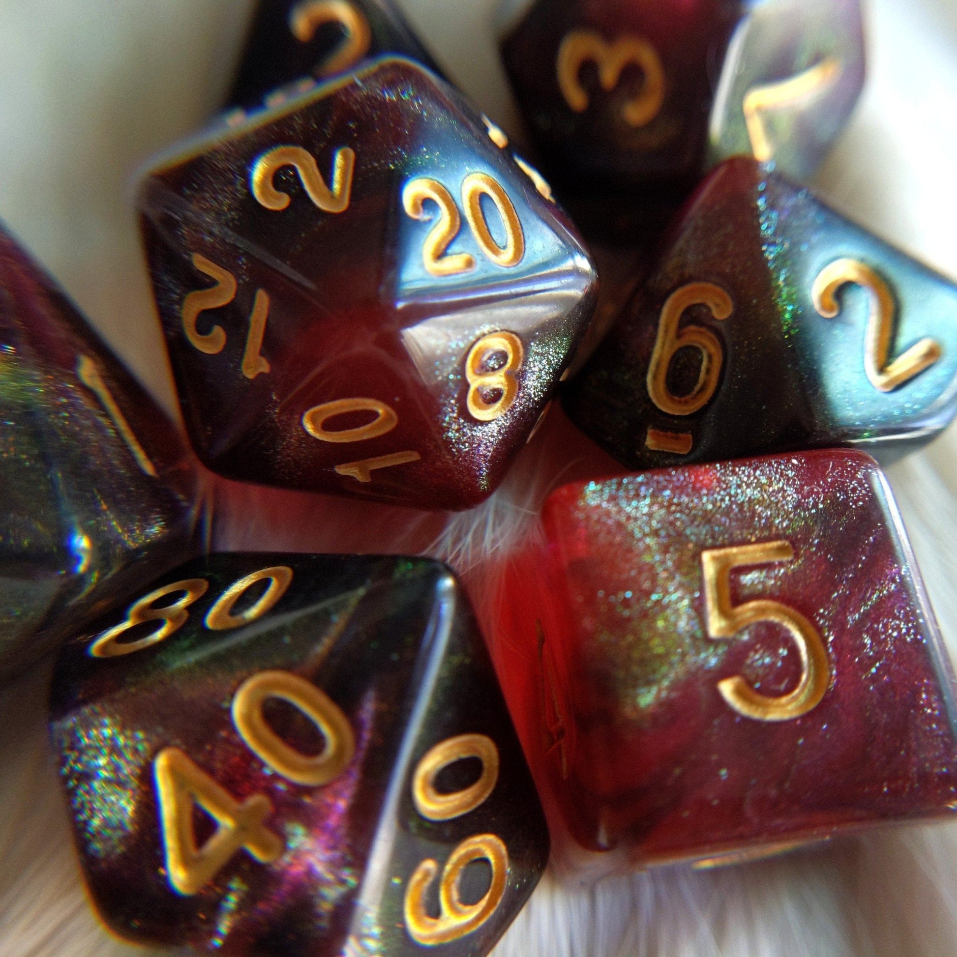 Midnight Rose Galaxy Dice Set – 7-Piece Micro Shimmer Red DnD Dice Dice sets Fennek and Finch