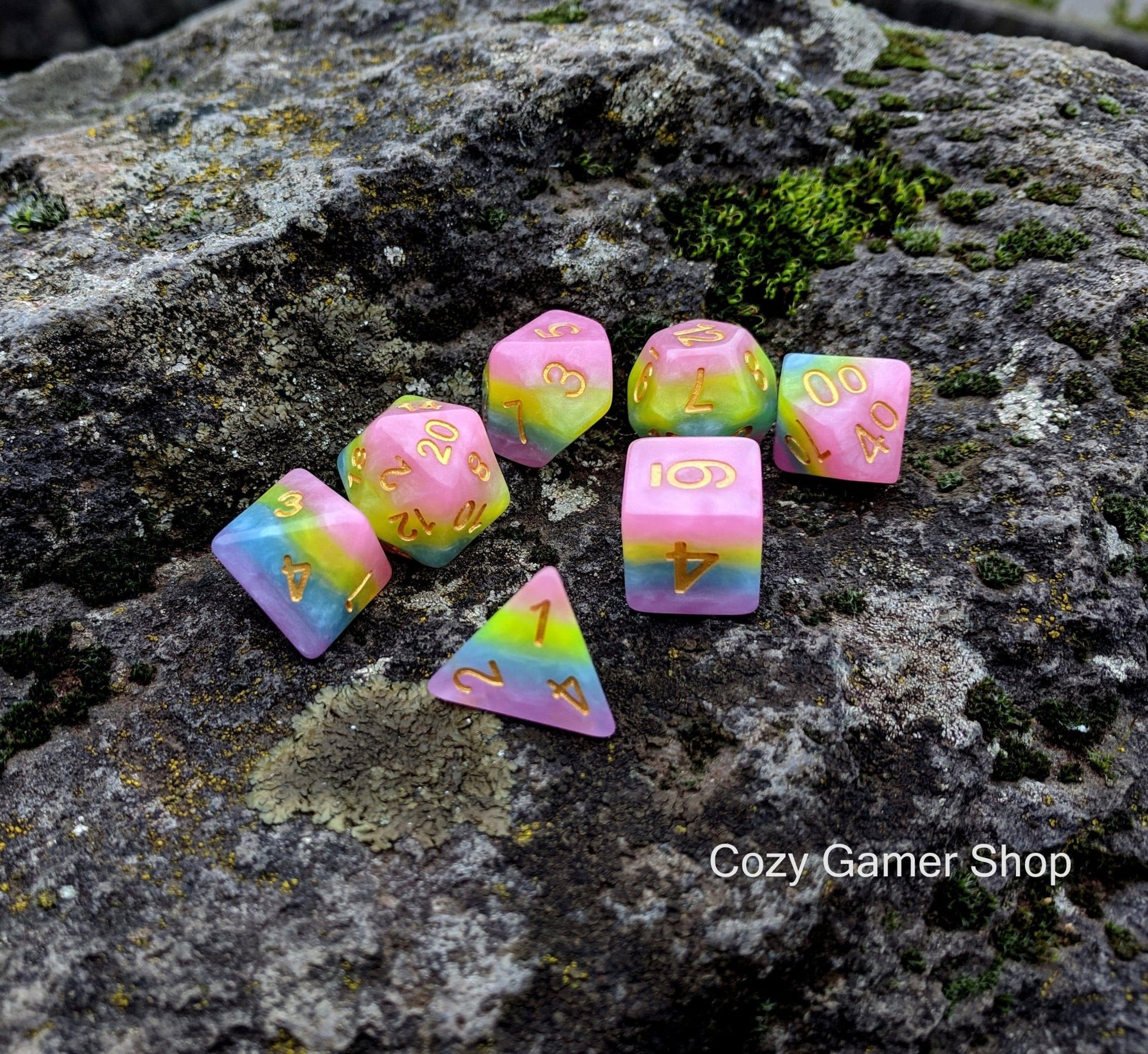 Pastel Rainbow Dice Set – Soft Layered Colors (7-Piece) Dice sets Fennek and Finch