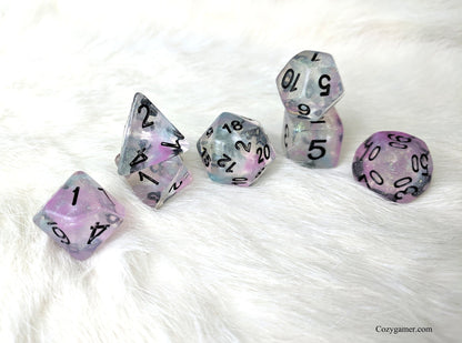 Pegasus Dice Set – 7-Piece Purple Blue Translucent Glitter Pearly Ink DnD Dice Dice sets Fennek and Finch