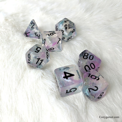 Pegasus Dice Set – 7-Piece Purple Blue Translucent Glitter Pearly Ink DnD Dice Dice sets Fennek and Finch