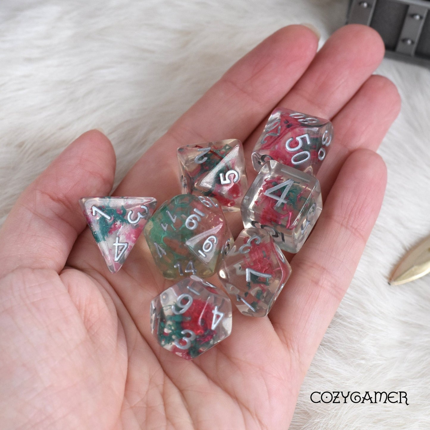Pink and Teal Reindeer Moss Dice Set – 7-Piece Real Moss DnD Dice Dice sets Fennek and Finch
