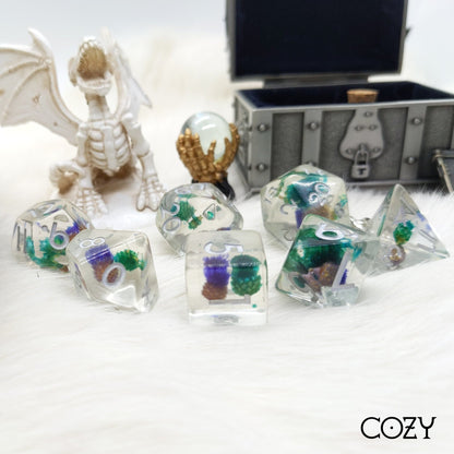 Purple and Blue Flower Dice Set. Real Dried Plants in Clear Resin Dice sets Fennek and Finch