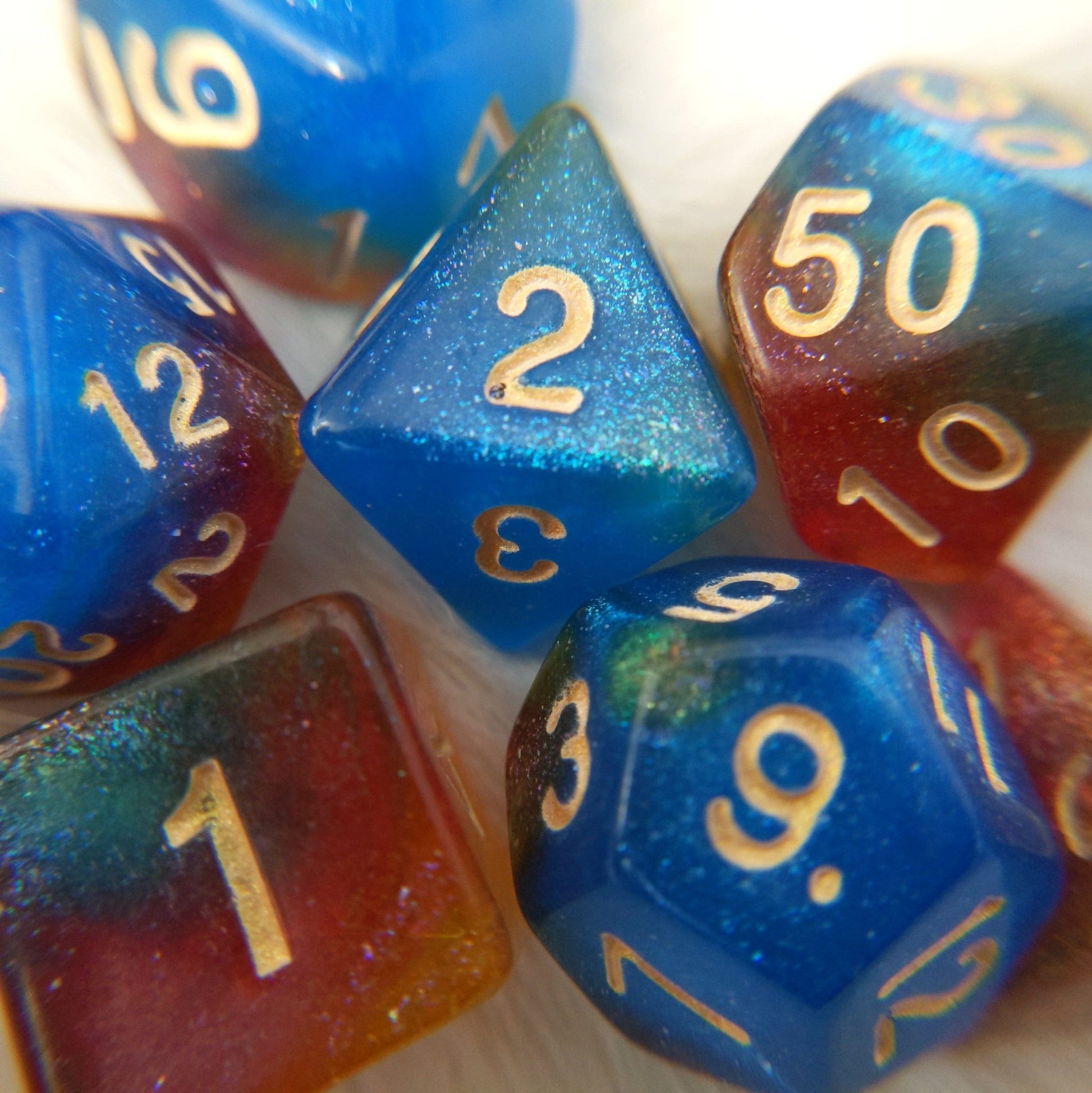 Rainbow Reef Dice Set – 7-Piece Micro Shimmer Galaxy Ocean DnD Dice Dice sets Fennek and Finch