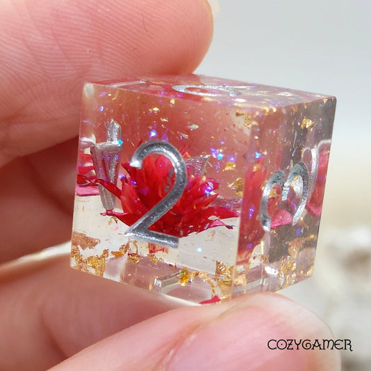 Red Flower and Gold Sharp Edge Resin Dice Set. 7 Piece DND dice set with real dried flowers. Dice Sets & Games Fennek and Finch