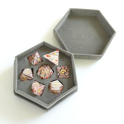 Red White Flower Glass Dice Set – 7-Piece Gemstone Floral DnD Dice Dice sets Fennek and Finch