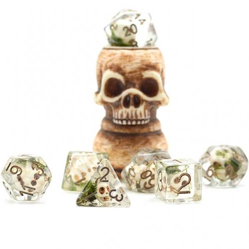 Resting Skull Dice Set, Skull beads and moss Dice sets Fennek and Finch