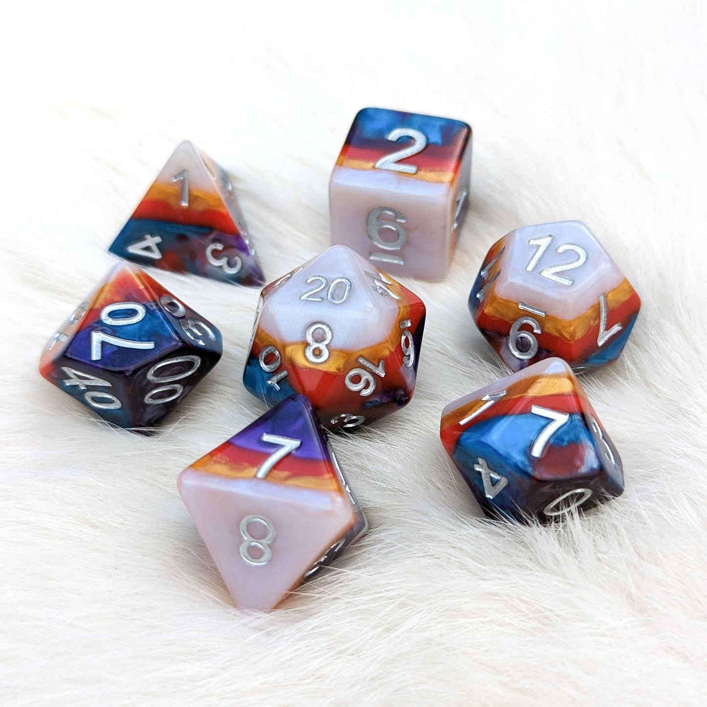 Retro Flash Dice Set – 7 - Piece Rainbow Layered Resin DnD Dice - Fennek and Finch