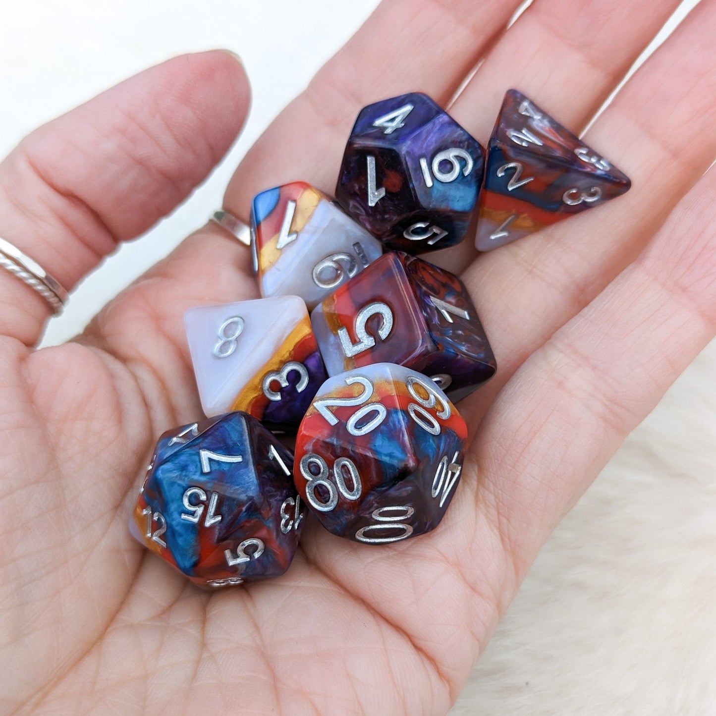 Retro Flash Dice Set – 7 - Piece Rainbow Layered Resin DnD Dice - Fennek and Finch