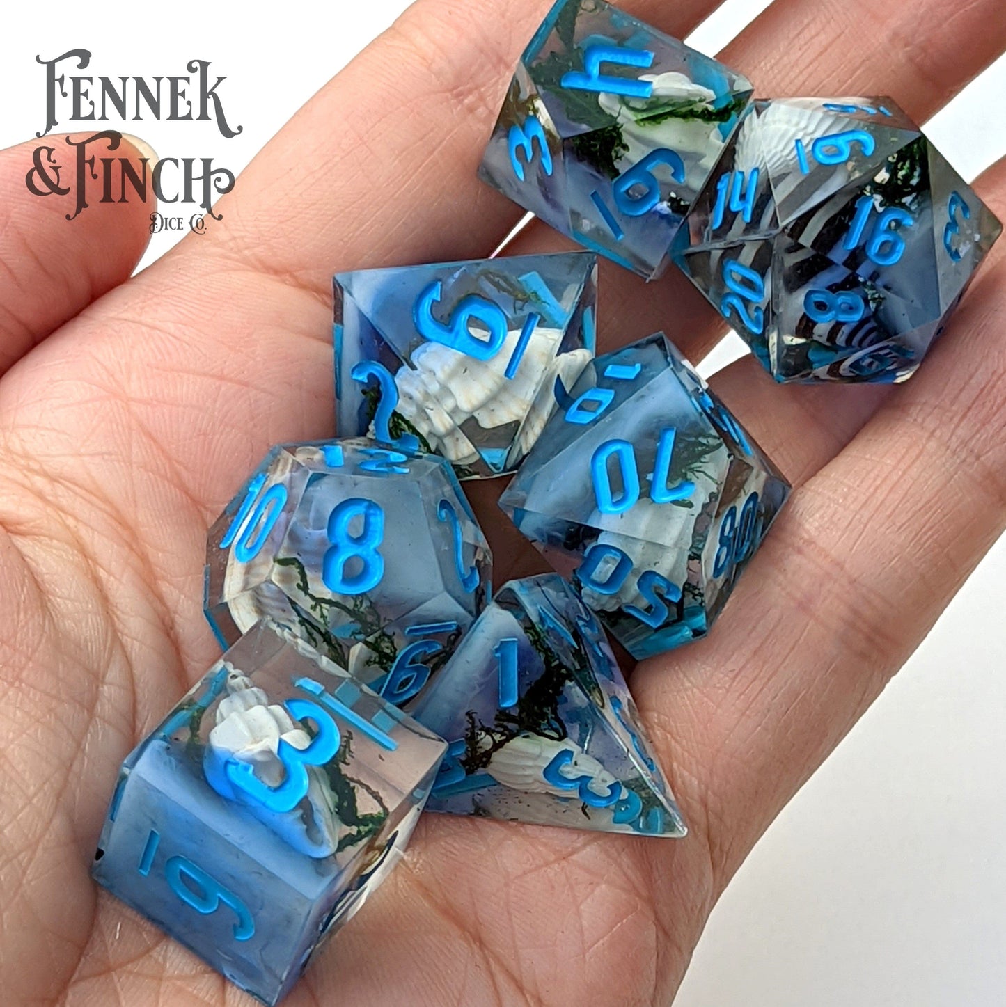 Seabed Sharp Edge Resin Dice Set. 7 Piece DND dice set with Seashells