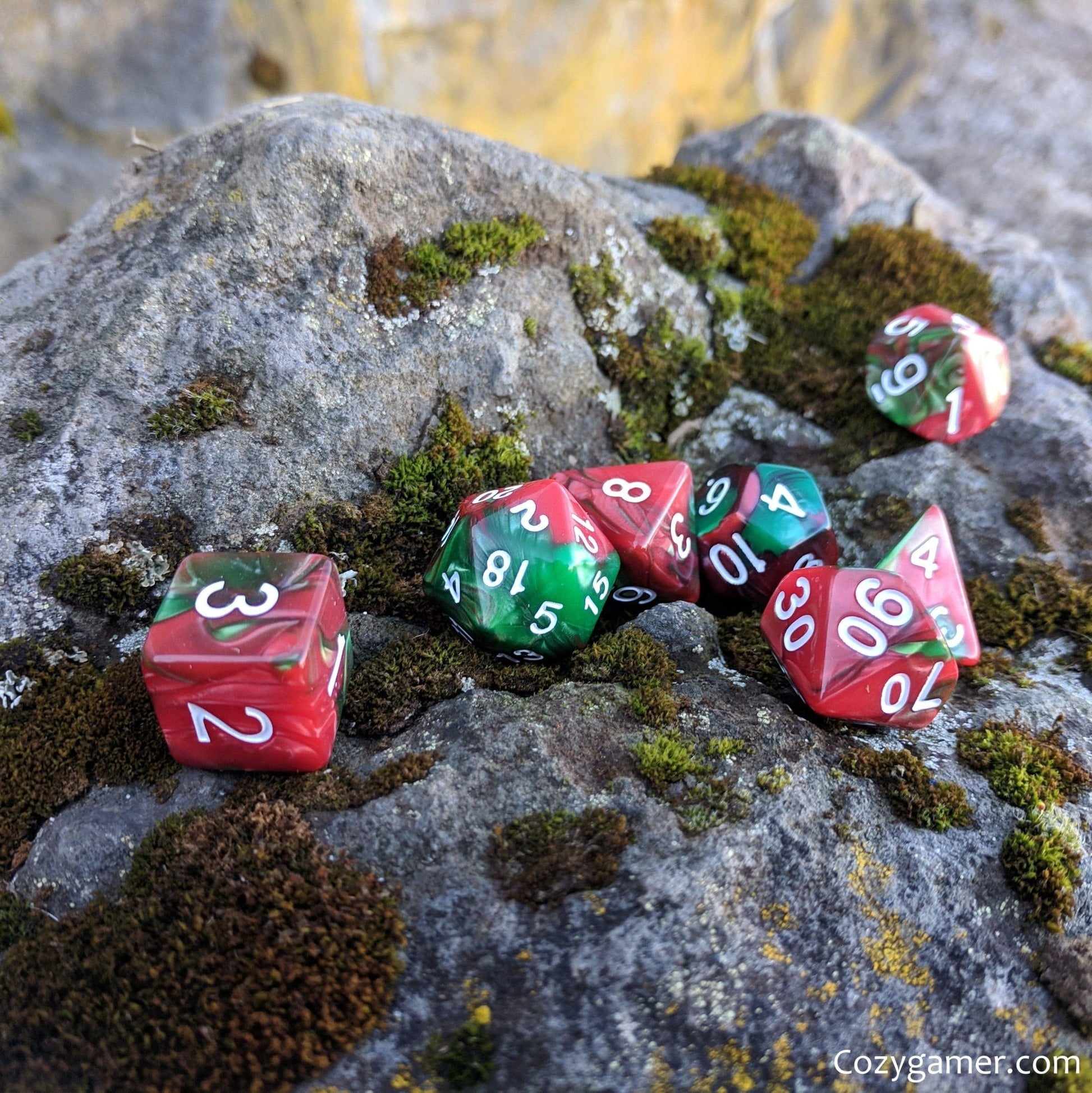 Sleigh Driver Dice Set – 7-Piece Green Red Pearl Marbled Acrylic Holiday DnD Dice sets Fennek and Finch