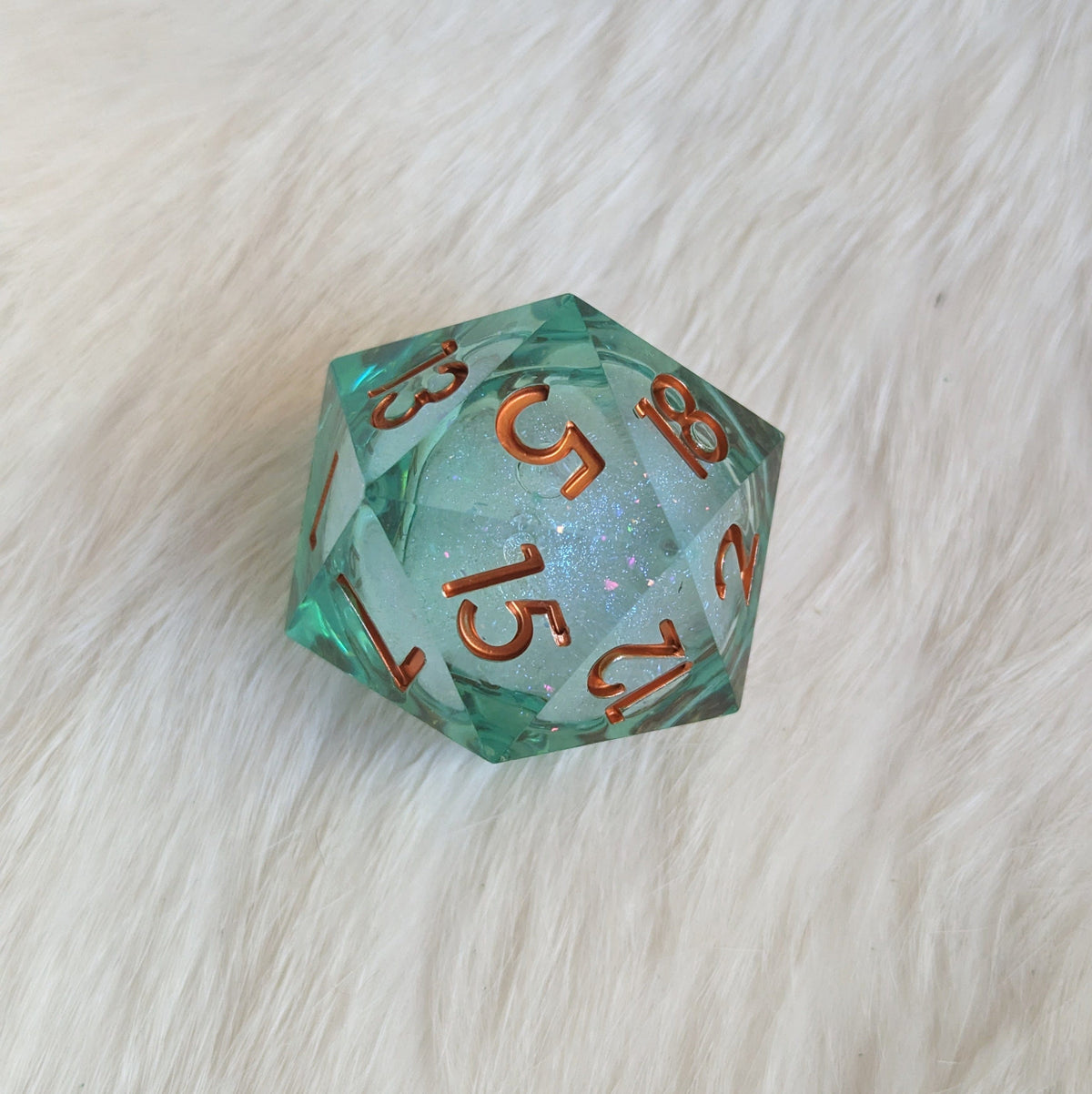 Teal Liquid Core sharp edge D20 Fennek and Finch