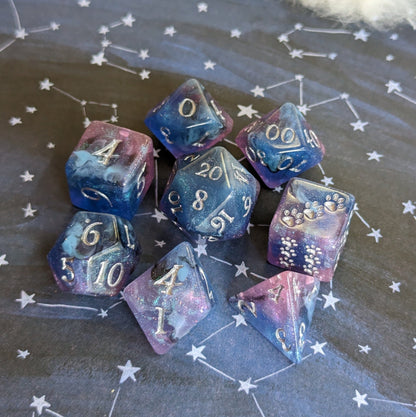 Unending Breath Dice Set – 8 - Piece Blue Purple Micro Shimmer Vapor Genasi Paw - Fennek and Finch