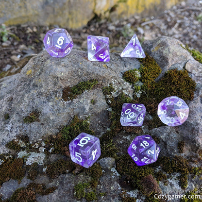 Violiscious Dice Set – 7-Piece Clear Purple Ink Swirls Polyhedral DnD Dice Dice sets Fennek and Finch