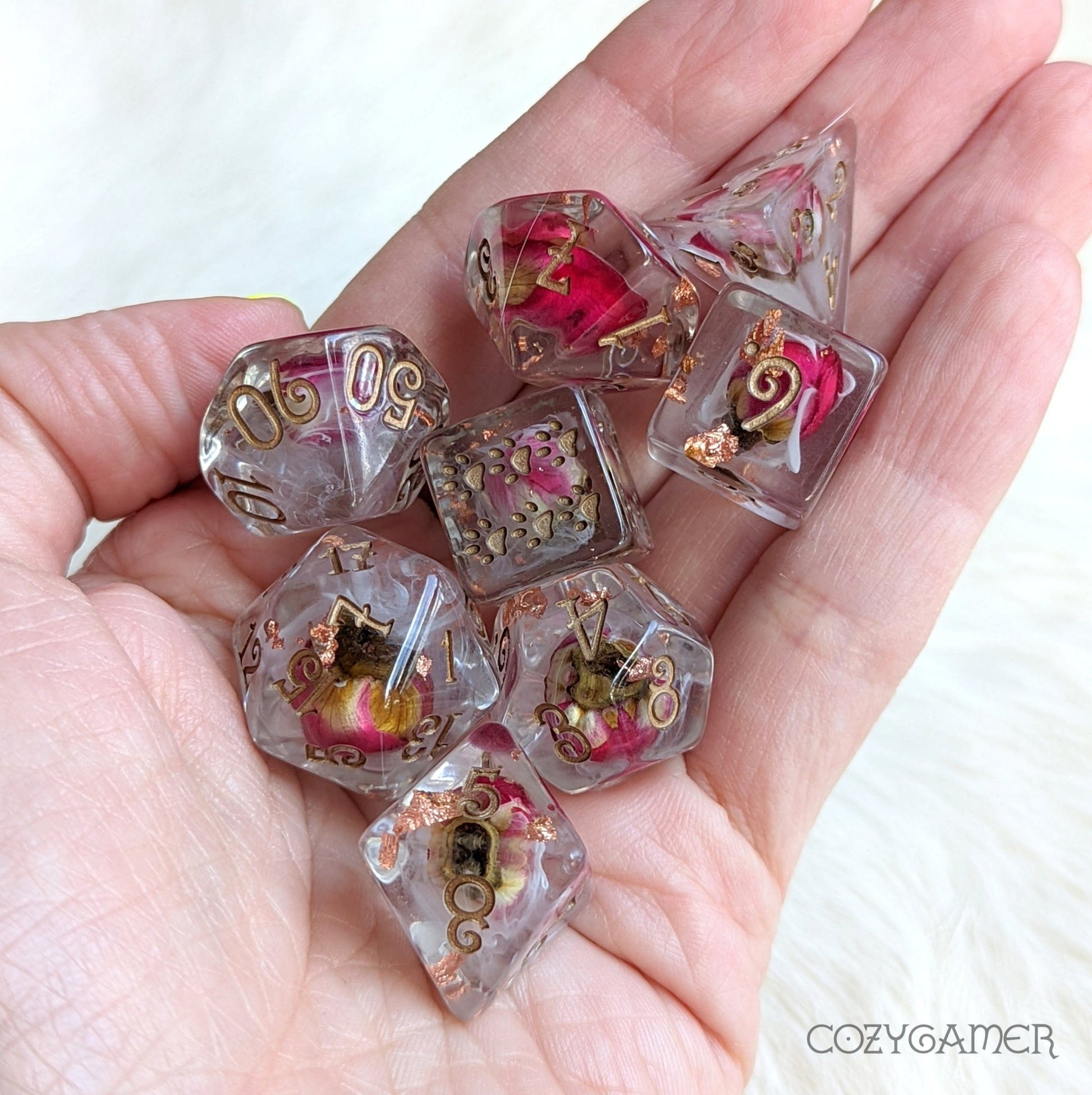 Whispering Rose Dice Set – 8 - Piece with Real Dried Roses | Fennek & Finch - Fennek and Finch