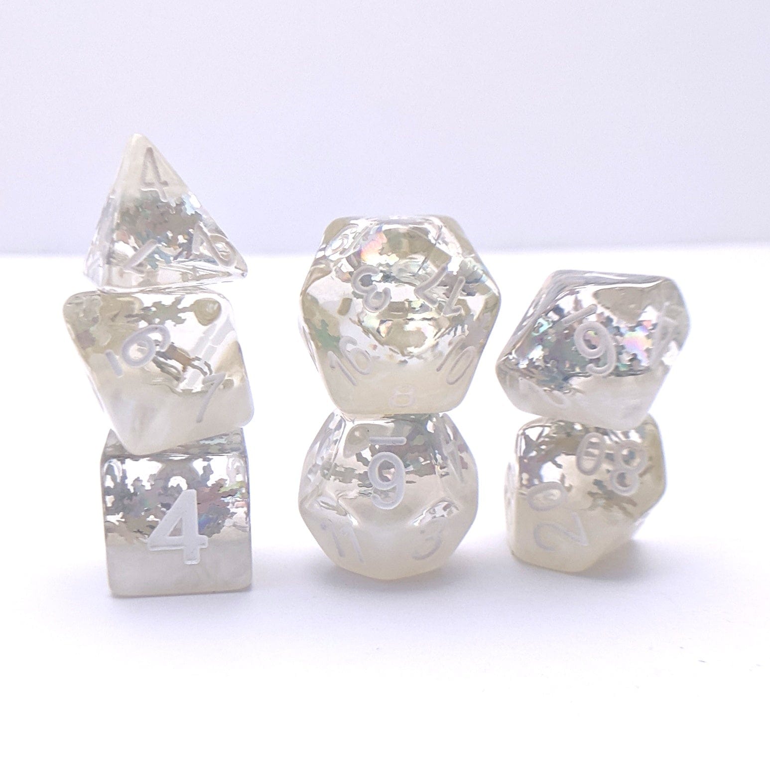 Winter Dice Set – 7-Piece Translucent Pearly White Holographic Snowflake Glitter Dice sets Fennek and Finch