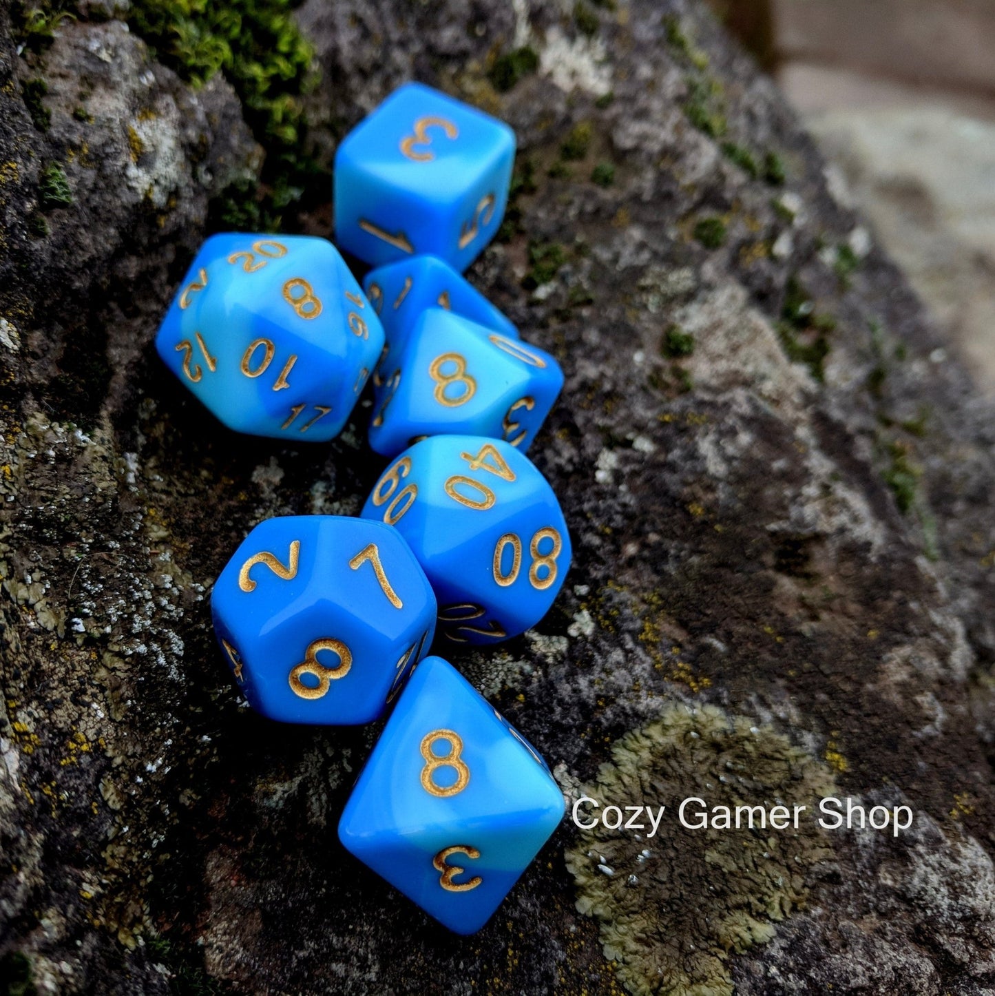 Wizard's Robes Dice Set – 7-Piece Blue Marbled Acrylic DnD Dice for Wizards Dice sets Fennek and Finch