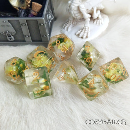 Yellow Flower and Moss Dice Set. 8 Piece Dried Floral Dice Set Dice sets Fennek and Finch