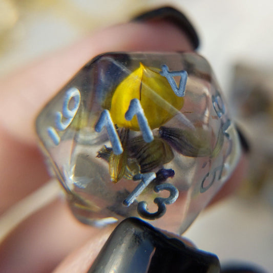 Yellow Flower Lavender Dice Set – 7 - Piece Real Dried Flowers DnD Dice - Fennek and Finch